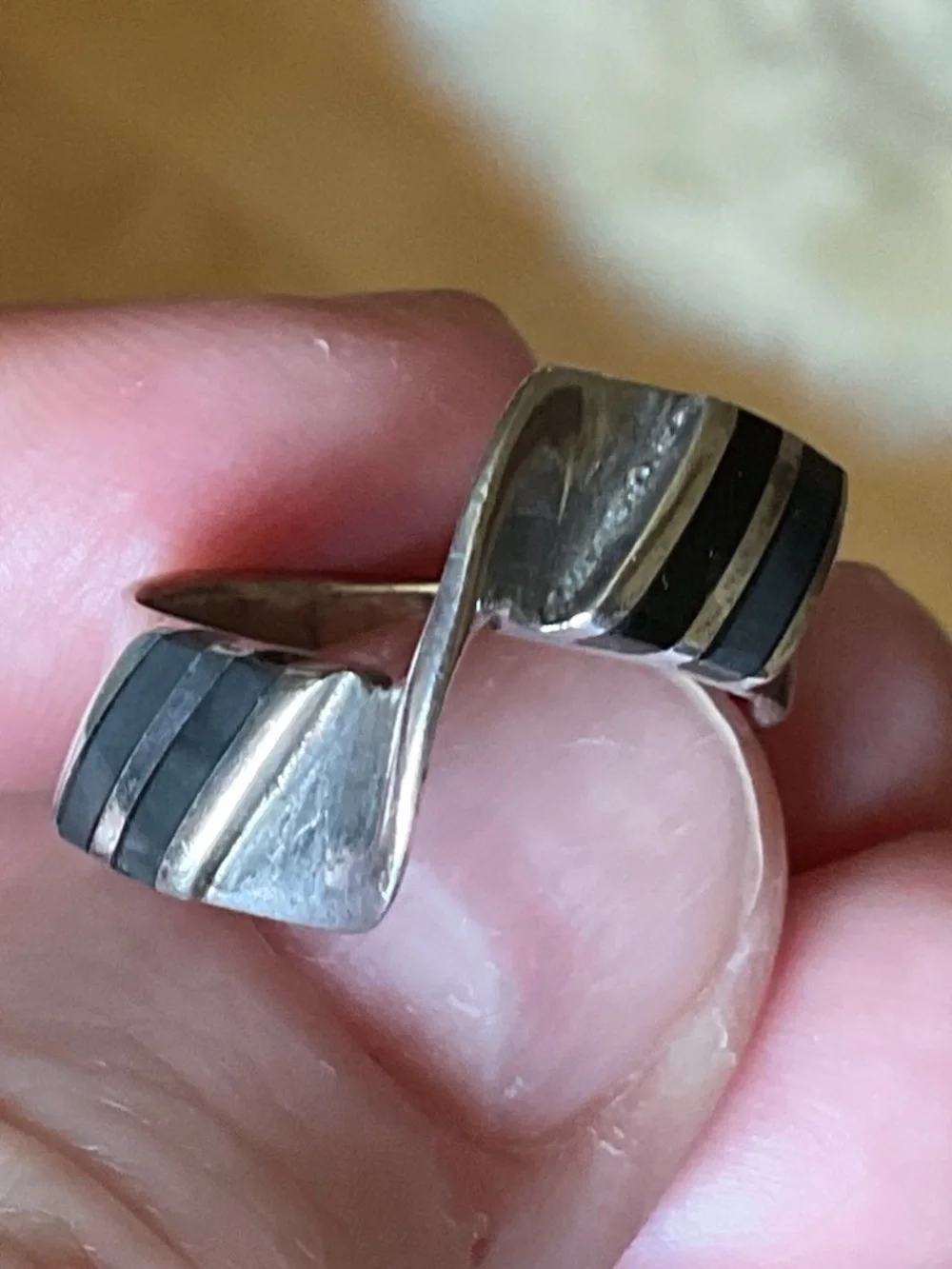 NWOT Sterling Silver 925 Black Enamel Design woman ring Size US 6.5